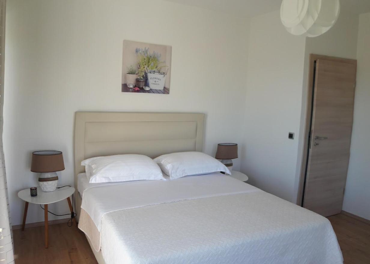 Apartments Emanuela Sukosan Phòng bức ảnh